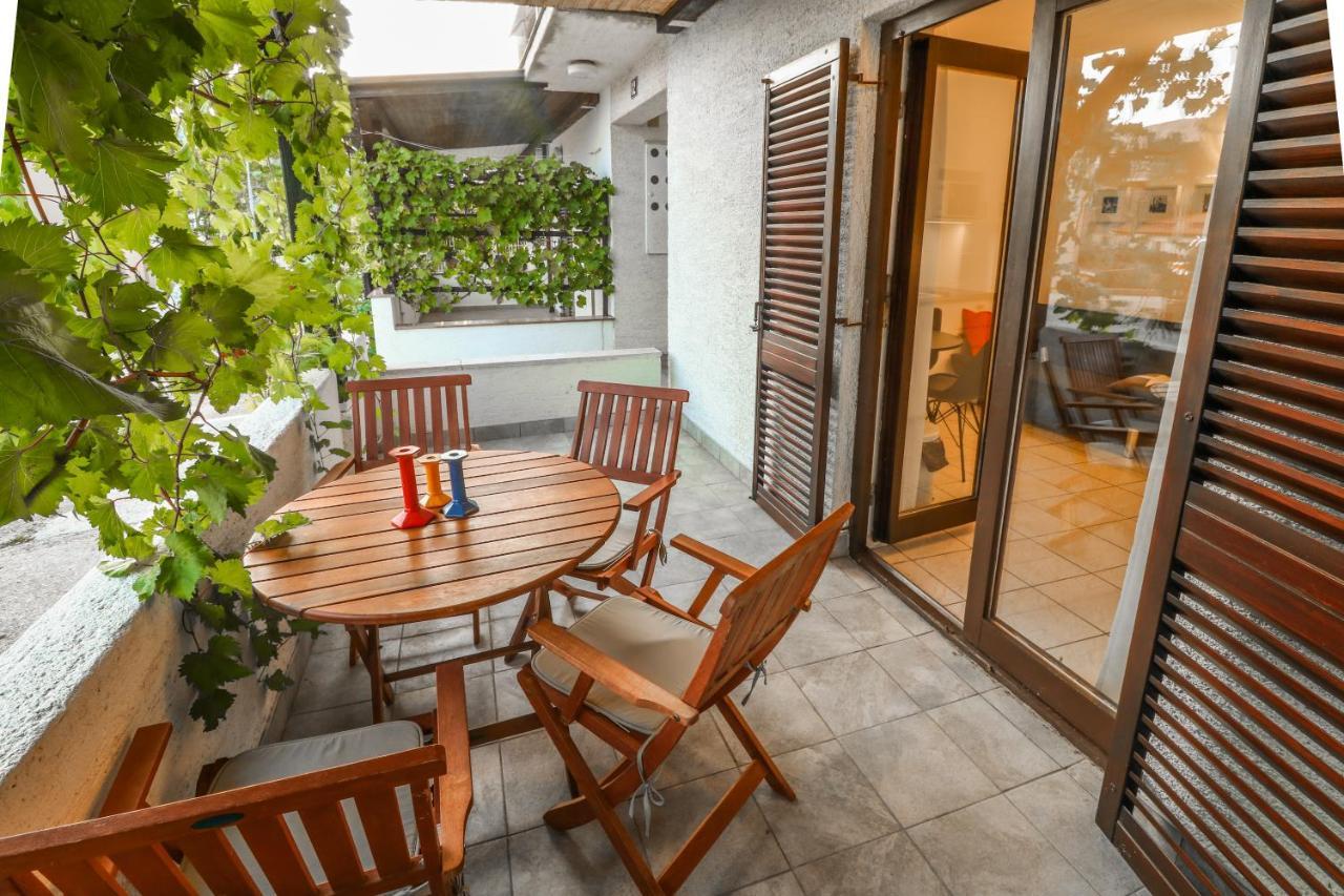 Apartments Vladan With Terrace บัชกา ภายนอก รูปภาพ