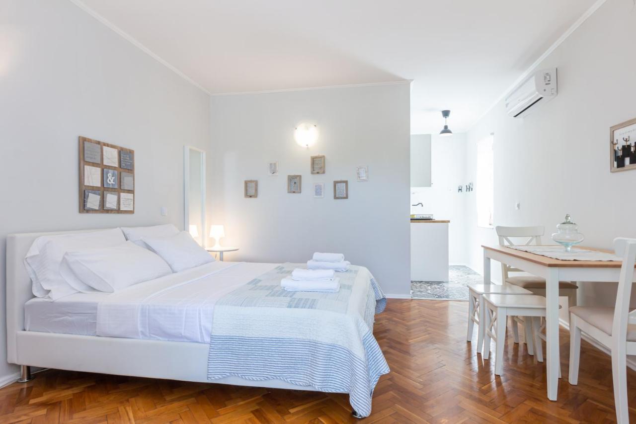 Apartments Vladan With Terrace บัชกา ภายนอก รูปภาพ